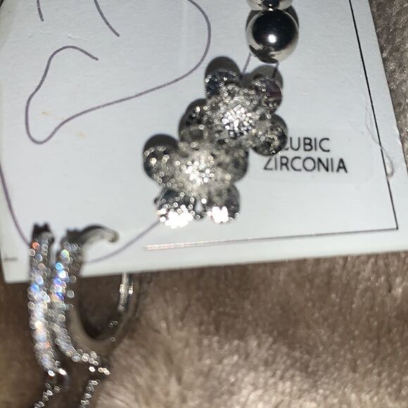 Cubic Zirconia 7 piece set - Picture 3 of 6